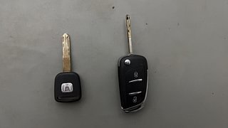 Used 2013 Honda Amaze [2013-2016] 1.2 VX i-VTEC Petrol Manual extra CAR KEY VIEW