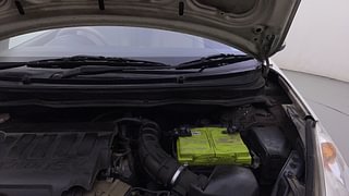 Used 2012 Hyundai i20 [2010-2012] Asta 1.4 CRDI Diesel Manual engine ENGINE LEFT SIDE HINGE & APRON VIEW