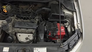 Used 2011 Volkswagen Polo [2010-2014] Highline1.2L (P) Petrol Manual engine ENGINE LEFT SIDE VIEW