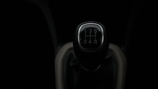 Used 2017 Hyundai Grand i10 [2017-2020] Asta 1.2 Kappa VTVT Petrol Manual interior GEAR  KNOB VIEW