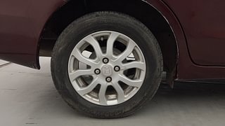 Used 2013 Honda Amaze [2013-2016] 1.2 VX i-VTEC Petrol Manual tyres RIGHT REAR TYRE RIM VIEW