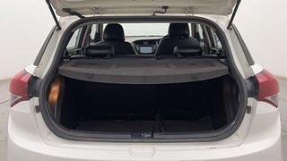 Used 2017 Hyundai Elite i20 [2014-2018] Asta 1.2 (O) Petrol Manual interior DICKY INSIDE VIEW