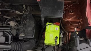 Used 2018 Renault Kwid [2015-2019] RXT Petrol Manual engine ENGINE LEFT SIDE VIEW