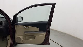 Used 2013 Honda Amaze [2013-2016] 1.2 VX i-VTEC Petrol Manual interior RIGHT FRONT DOOR OPEN VIEW