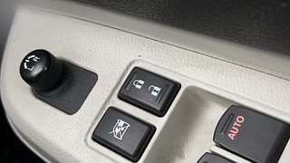 Used 2023 Maruti Suzuki Ignis Delta MT Petrol Petrol Manual top_features Central locking
