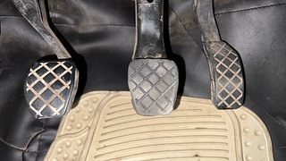 Used 2011 Volkswagen Polo [2010-2014] Highline1.2L (P) Petrol Manual interior PEDALS VIEW