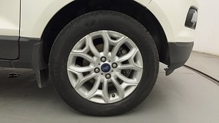 Used 2016 Ford EcoSport [2015-2017] Titanium 1.5L Ti-VCT Petrol Manual tyres RIGHT FRONT TYRE RIM VIEW