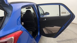 Used 2019 Hyundai Grand i10 [2017-2020] Sportz 1.2 Kappa VTVT Petrol Manual interior RIGHT REAR DOOR OPEN VIEW