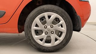 Used 2019 Hyundai Grand i10 [2017-2020] Sportz 1.2 Kappa VTVT Petrol Manual tyres LEFT REAR TYRE RIM VIEW