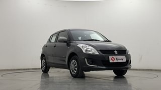Used 2017 Maruti Suzuki Swift [2014-2017] VXI (O) Petrol Manual exterior RIGHT FRONT CORNER VIEW