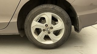 Used 2015 Honda City VX CVT Petrol Automatic tyres LEFT REAR TYRE RIM VIEW