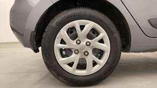 Used 2018 Hyundai Grand i10 [2017-2020] Sportz 1.2 Kappa VTVT Petrol Manual tyres RIGHT REAR TYRE RIM VIEW