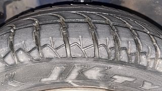 Used 2015 Hyundai Eon [2011-2018] Magna + 1.0 Petrol Manual tyres LEFT FRONT TYRE TREAD VIEW