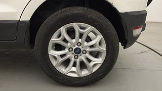 Used 2016 Ford EcoSport [2015-2017] Titanium 1.5L Ti-VCT Petrol Manual tyres LEFT REAR TYRE RIM VIEW