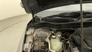 Used 2020 Maruti Suzuki Vitara Brezza [2016-2020] ZDi Plus Diesel Manual engine ENGINE RIGHT SIDE HINGE & APRON VIEW