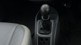 Used 2013 Maruti Suzuki Alto 800 [2012-2016] Lxi Petrol Manual interior GEAR  KNOB VIEW