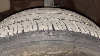 Used 2019 Hyundai Grand i10 [2017-2020] Sportz 1.2 Kappa VTVT Petrol Manual tyres LEFT FRONT TYRE TREAD VIEW