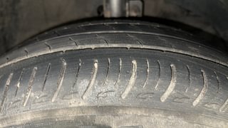 Used 2021 Maruti Suzuki Baleno [2019-2022] Sigma Petrol Petrol Manual tyres RIGHT FRONT TYRE TREAD VIEW