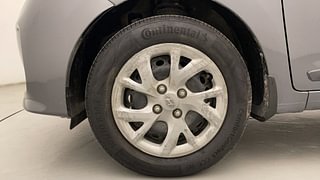 Used 2018 Hyundai Grand i10 [2017-2020] Sportz 1.2 Kappa VTVT Petrol Manual tyres LEFT FRONT TYRE RIM VIEW