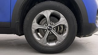 Used 2020 Kia Seltos HTK Plus G Petrol Manual tyres RIGHT FRONT TYRE RIM VIEW