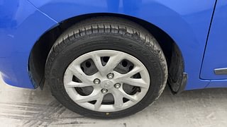 Used 2019 Hyundai Grand i10 [2017-2020] Sportz 1.2 Kappa VTVT Petrol Manual tyres LEFT FRONT TYRE RIM VIEW