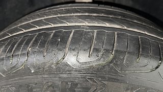 Used 2021 Tata Altroz XZ Plus 1.2 Petrol Manual tyres RIGHT FRONT TYRE TREAD VIEW