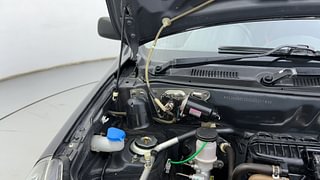Used 2019 Maruti Suzuki Alto 800 [2016-2019] Lxi Petrol Manual engine ENGINE RIGHT SIDE HINGE & APRON VIEW