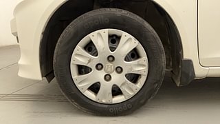 Used 2016 Honda Amaze [2013-2016] 1.2 S i-VTEC Petrol Manual tyres LEFT FRONT TYRE RIM VIEW