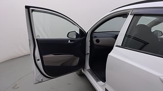 Used 2017 Hyundai Grand i10 [2017-2020] Sportz (O) AT 1.2 Kappa VTVT Petrol Automatic interior LEFT FRONT DOOR OPEN VIEW
