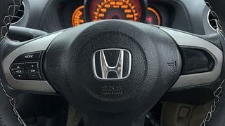 Used 2015 Honda Amaze [2013-2016] 1.2 VX AT i-VTEC Petrol Automatic top_features Steering mounted controls