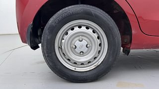 Used 2019 Hyundai New Santro 1.1 Magna Petrol Manual tyres RIGHT REAR TYRE RIM VIEW