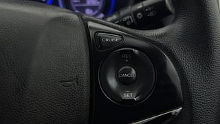 Used 2016 Honda City [2014-2017] V Petrol Manual top_features Cruise control