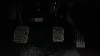 Used 2013 Maruti Suzuki Swift [2011-2017] ZXi Petrol Manual interior PEDALS VIEW