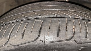 Used 2018 maruti-suzuki Ciaz Alpha Petrol AT Petrol Automatic tyres LEFT FRONT TYRE TREAD VIEW