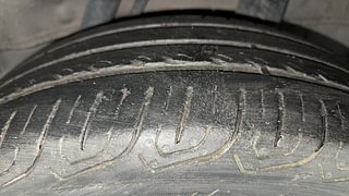 Used 2016 Honda City [2014-2017] V Petrol Manual tyres LEFT REAR TYRE TREAD VIEW