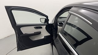 Used 2021 Tata Altroz XZ Plus 1.2 Petrol Manual interior LEFT FRONT DOOR OPEN VIEW