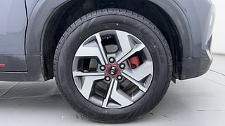 Used 2021 Kia Sonet GTX Plus 1.0 iMT Petrol Manual tyres RIGHT FRONT TYRE RIM VIEW