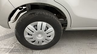 Used 2018 Maruti Suzuki Alto 800 [2016-2019] Vxi Petrol Manual tyres RIGHT REAR TYRE RIM VIEW