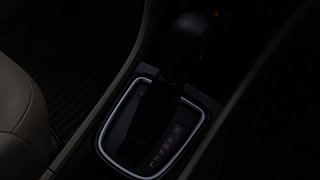 Used 2018 maruti-suzuki Ciaz Alpha Petrol AT Petrol Automatic interior GEAR  KNOB VIEW
