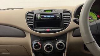 Used 2010 Hyundai i10 Magna 1.2 Petrol Manual interior MUSIC SYSTEM & AC CONTROL VIEW