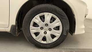 Used 2016 Honda Amaze [2013-2016] 1.2 S i-VTEC Petrol Manual tyres RIGHT FRONT TYRE RIM VIEW