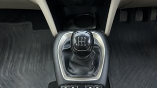 Used 2019 Hyundai New Santro 1.1 Magna Petrol Manual interior GEAR  KNOB VIEW