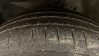 Used 2016 Honda Amaze [2013-2016] 1.2 S i-VTEC Petrol Manual tyres LEFT FRONT TYRE TREAD VIEW