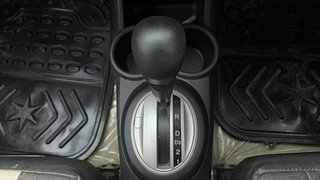 Used 2015 Honda Amaze [2013-2016] 1.2 VX AT i-VTEC Petrol Automatic interior GEAR  KNOB VIEW