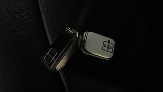 Used 2021 Maruti Suzuki XL6 [2019-2022] Alpha MT Petrol Petrol Manual extra CAR KEY VIEW