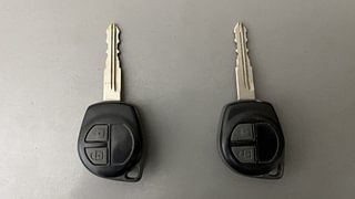 Used 2013 Maruti Suzuki Swift [2011-2017] ZXi Petrol Manual extra CAR KEY VIEW