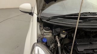 Used 2016 Honda Amaze [2013-2016] 1.2 S i-VTEC Petrol Manual engine ENGINE RIGHT SIDE HINGE & APRON VIEW