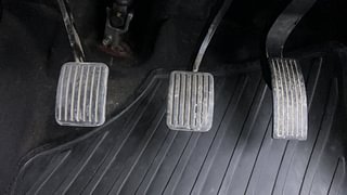 Used 2019 Hyundai New Santro 1.1 Magna Petrol Manual interior PEDALS VIEW