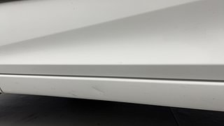 Used 2017 Hyundai Eon [2011-2018] Magna + Petrol Manual dents MINOR SCRATCH