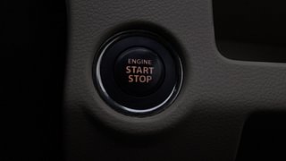 Used 2018 maruti-suzuki Ciaz Alpha Petrol AT Petrol Automatic top_features Keyless start